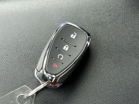 Used 2024 Chevrolet Equinox LS w/ LS Convenience Package FWD image 28