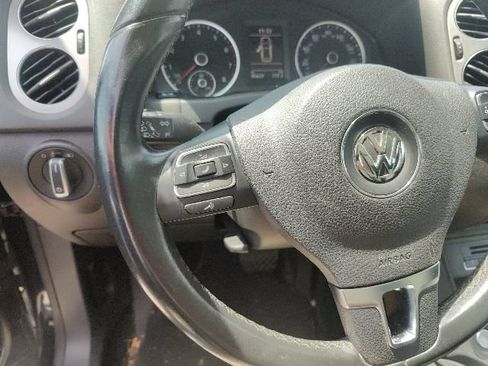 Used 2017 Volkswagen Tiguan Wolfsburg Edition AWD/4WD image 24