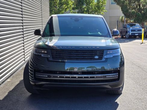 Used 2024 Land Rover Range Rover Long Wheelbase Autobiography AWD/4WD image 3