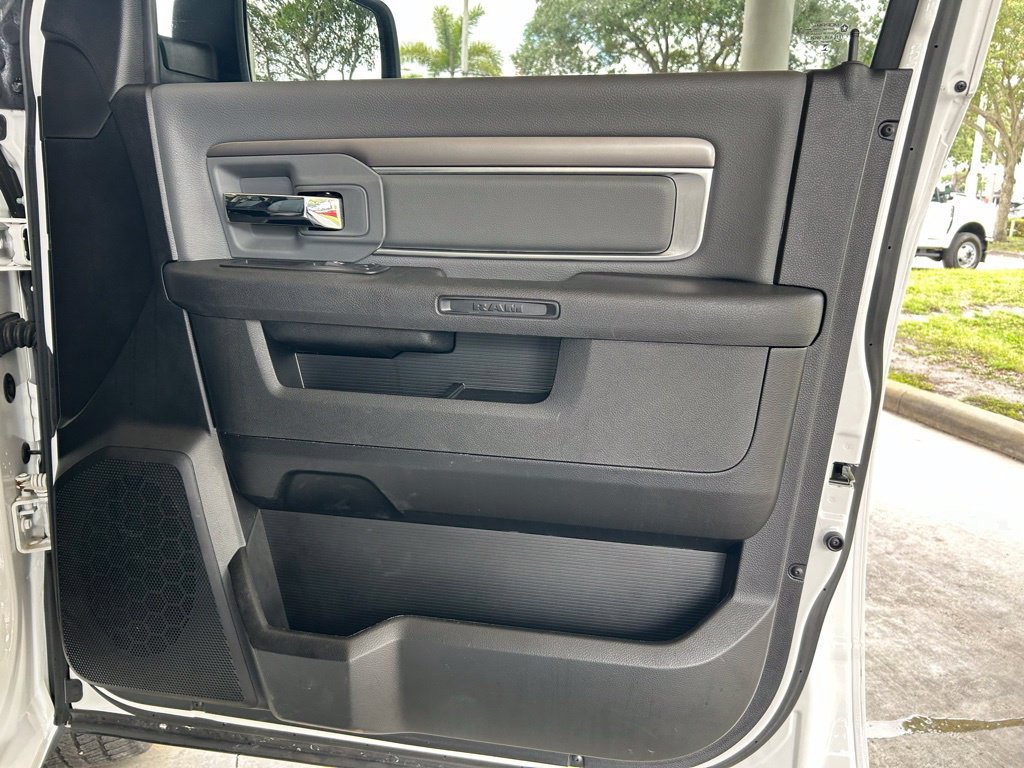 Used 2024 RAM 1500 Classic SLT RWD image 27