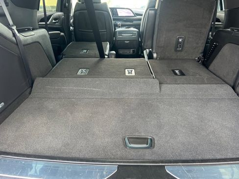 Used 2023 Cadillac Escalade Sport image 17