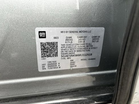 Used 2024 Buick Enclave Essence w/ Experience Buick Package image 9