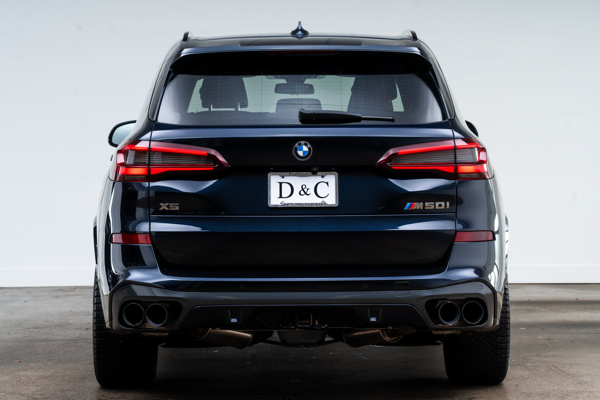 Used 2022 BMW X5 M50i AWD/4WD image 6