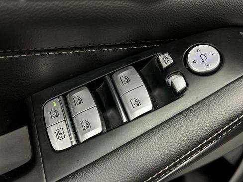 Used 2020 BMW X7 xDrive40i w/ Premium Package AWD/4WD image 17
