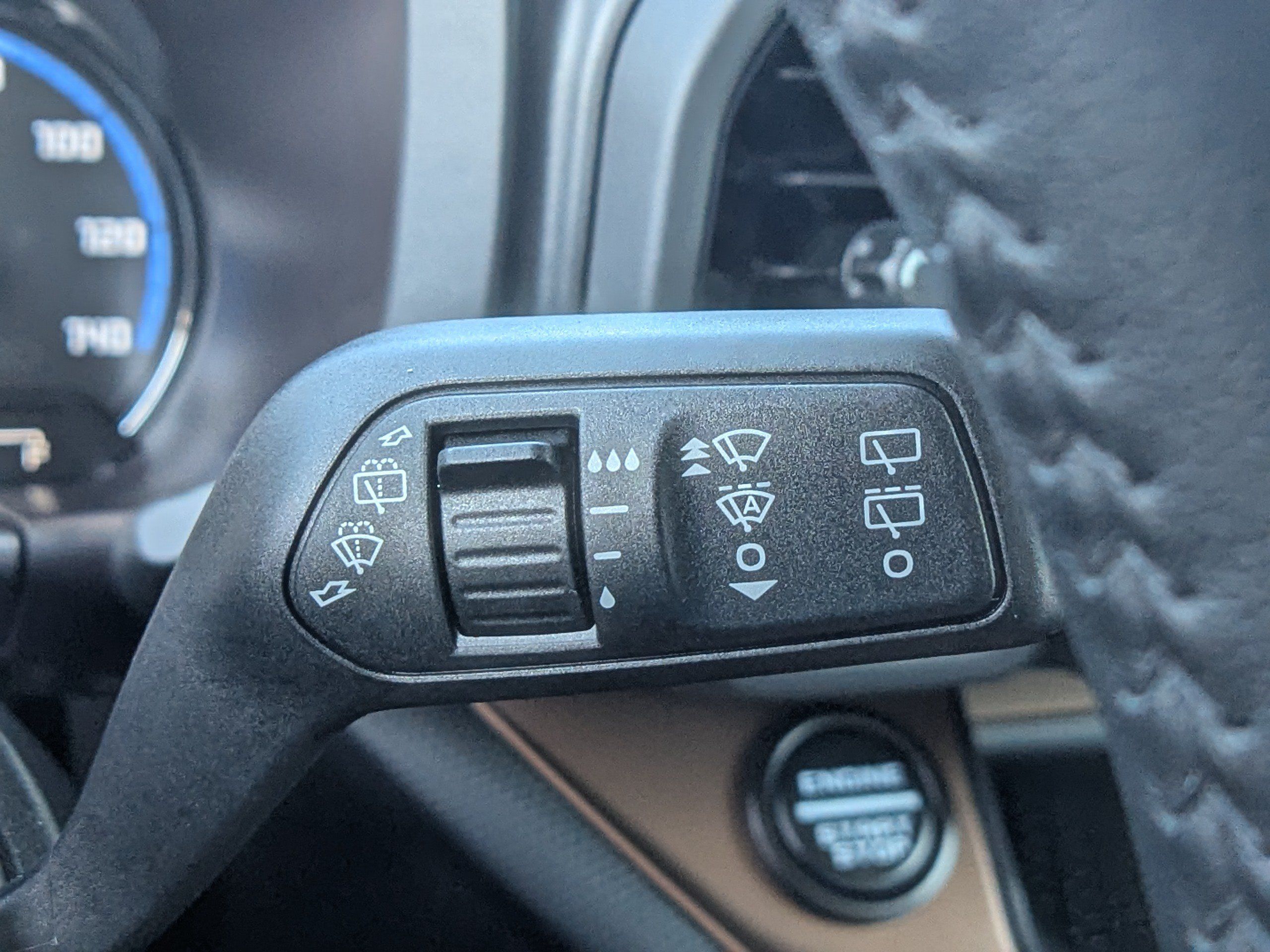 Used 2023 Ford Bronco Sport Outer Banks w/ Tech Package AWD/4WD image 28