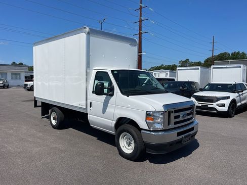 New 2025 Ford E-350 and Econoline 350 Super Duty w/ Power Equipment Group image 4