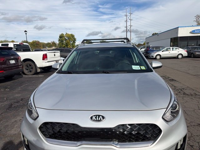 Used 2020 Kia Niro LX FWD image 3