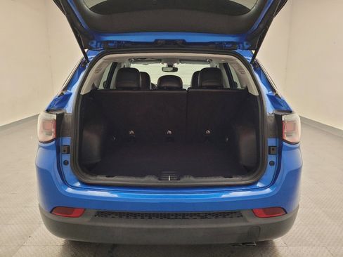 Used 2019 Jeep Compass Limited image 29