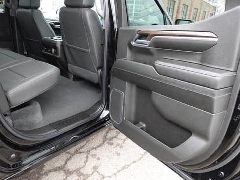 Used 2024 Chevrolet Silverado 1500 RST w/ Convenience Package II image 30