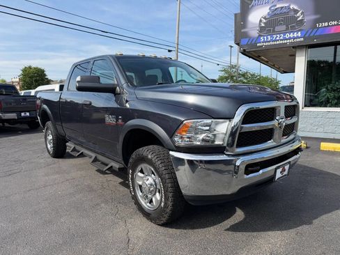 Used 2018 RAM 2500 Tradesman w/ Chrome Appearance Group AWD/4WD image 10