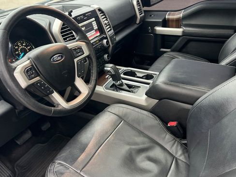 Used 2015 Ford F150 Lariat w/ Equipment Group 502A Luxury AWD/4WD image 11