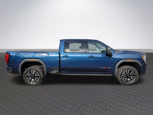 Used 2021 GMC Sierra 2500 AT4 w/ AT4 Premium Plus Package image 4
