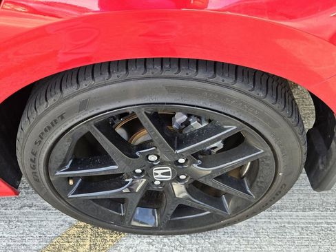 Used 2024 Honda Civic Sport image 7