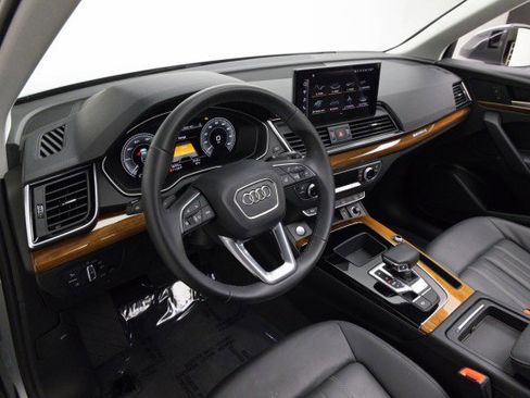 Used 2021 Audi Q5 e Premium w/ Convenience Package image 20
