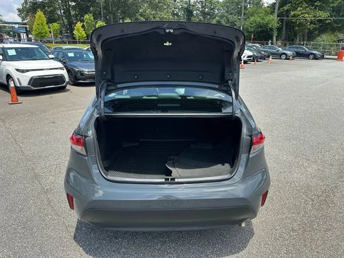 Used 2025 Toyota Corolla LE FWD image 9