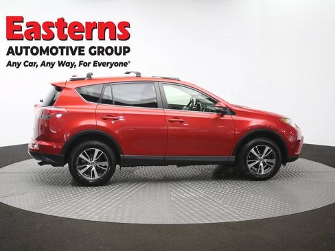 Used 2017 Toyota RAV4 XLE AWD/4WD image 46
