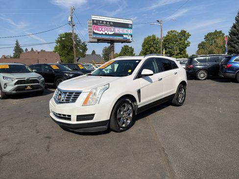 Used 2015 Cadillac SRX Luxury AWD/4WD image 2