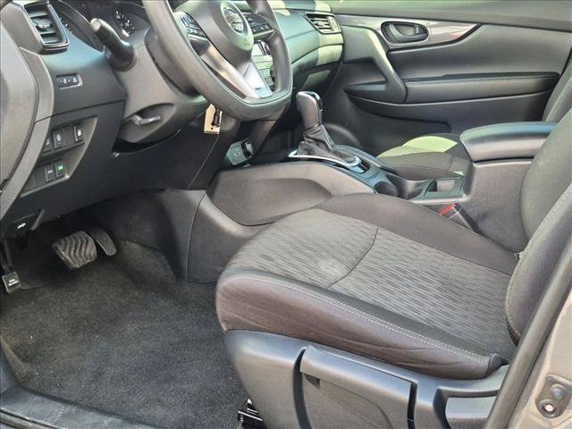 Used 2020 Nissan Rogue S FWD image 22