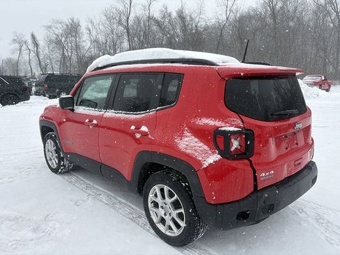 Used 2019 Jeep Renegade Sport w/ Sport Appearance Group image 3