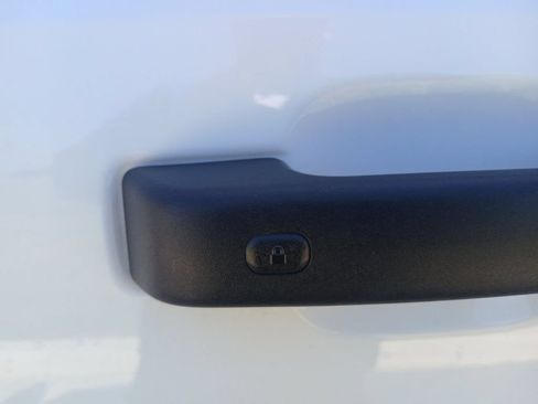 Used 2023 Ford Bronco Raptor AWD/4WD image 17