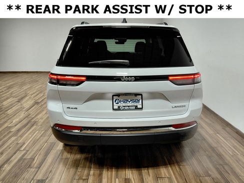 Certified 2025 Jeep Grand Cherokee Laredo X image 6