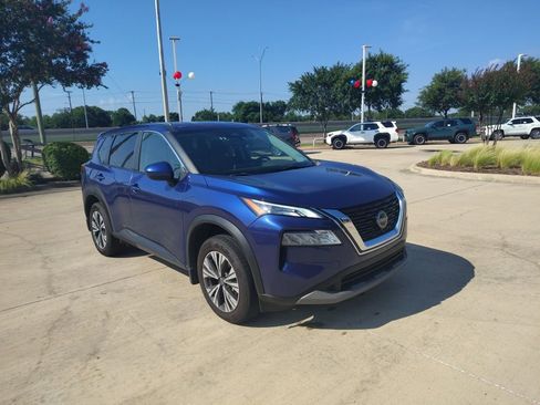 Used 2023 Nissan Rogue SV AWD/4WD image 7