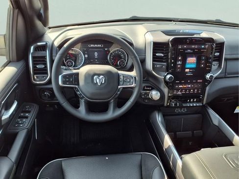 New 2026 RAM 1500 Laramie AWD/4WD image 13