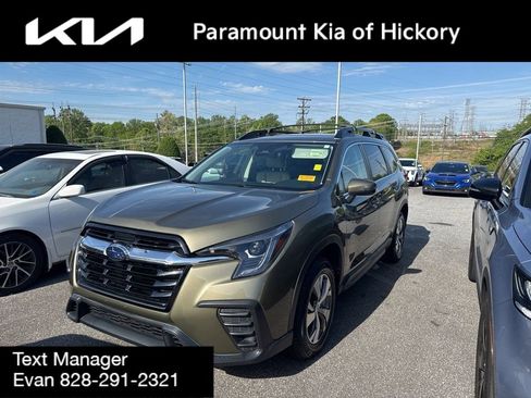 Used 2023 Subaru Ascent Premium w/ Convenience Package image 1