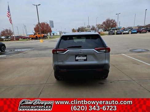 Used 2025 Toyota RAV4 XLE Premium image 7