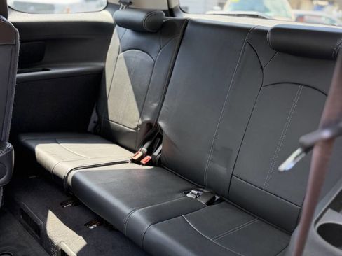 Used 2013 GMC Acadia SLT image 22