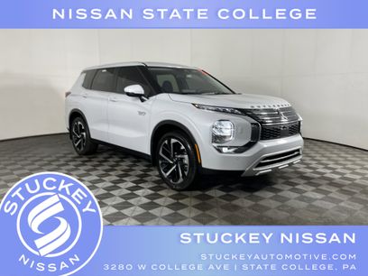 Used 2025 Mitsubishi Outlander SE