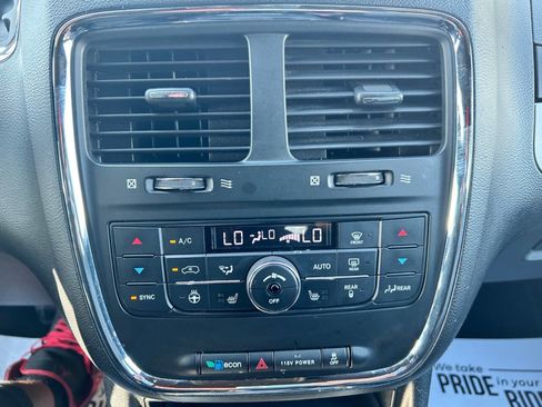 Used 2019 Dodge Grand Caravan GT image 23