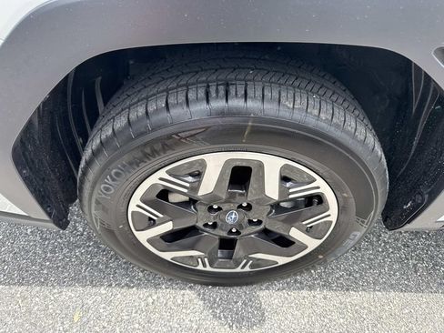 New 2026 Subaru Forester AWD/4WD image 10