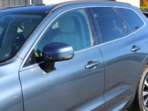 Used 2023 Volvo XC60 B5 Core w/ Protection Package Premier image 5