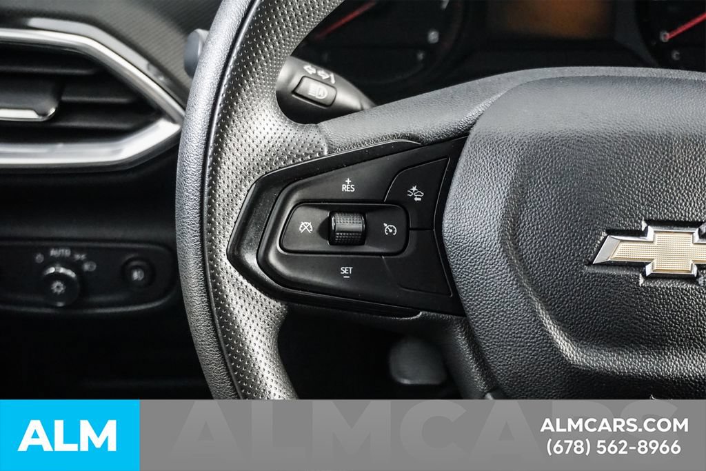 Used 2023 Chevrolet TrailBlazer LT FWD image 25