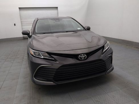 Used 2021 Toyota Camry LE image 13