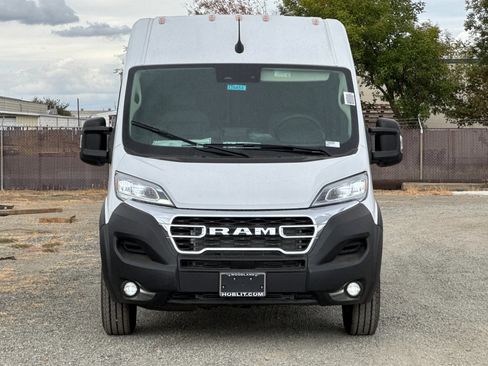 New 2026 RAM ProMaster 2500 w/ Quick Order Package 22G SLT image 8