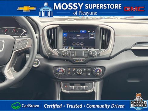Certified 2024 GMC Terrain AT4 AWD/4WD image 17