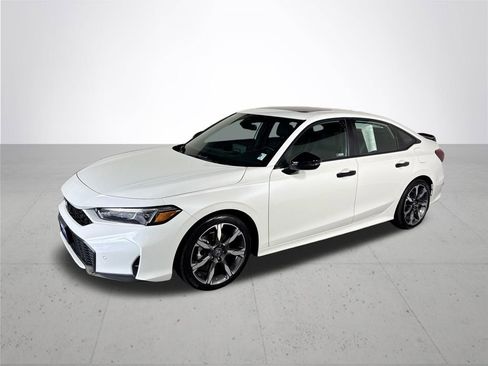 Used 2025 Honda Civic Sport image 2