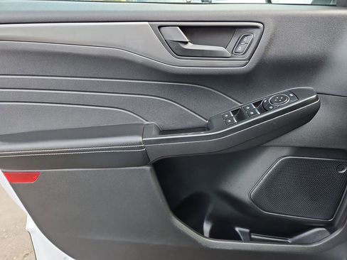 Used 2025 Ford Escape Active image 24