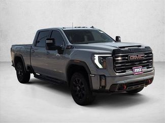 Used 2024 GMC Sierra 2500 AT4 w/ Technology Package AWD/4WD video 3