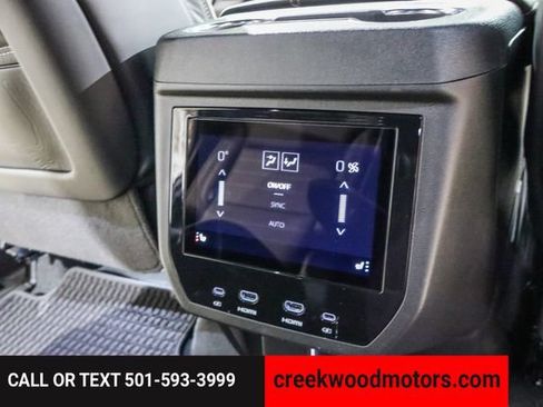Used 2025 GMC Yukon Denali Ultimate AWD/4WD image 51