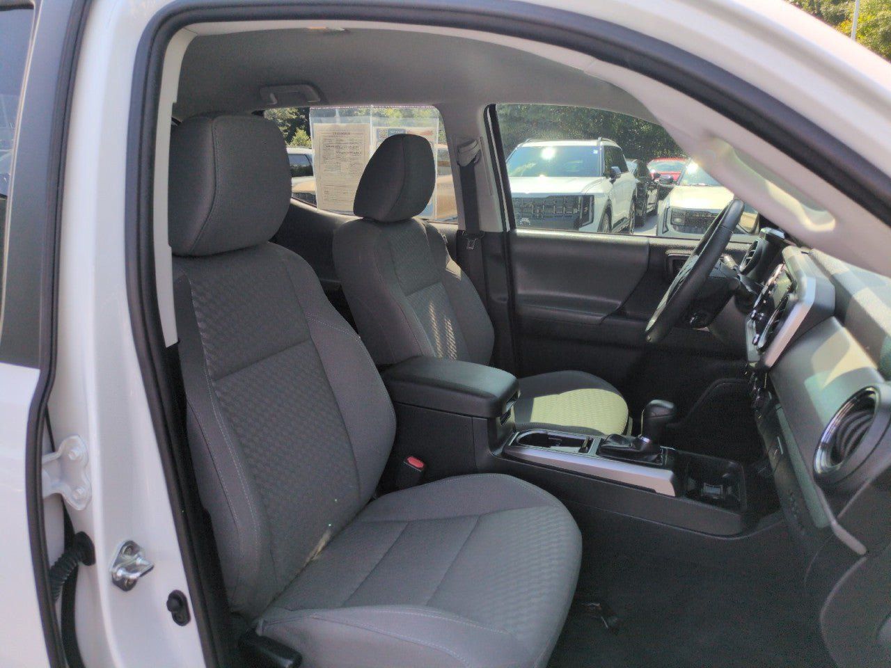 Used 2023 Toyota Tacoma SR5 w/ Technology Package AWD/4WD image 26