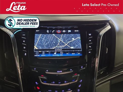 Used 2018 Cadillac Escalade Platinum RWD image 11