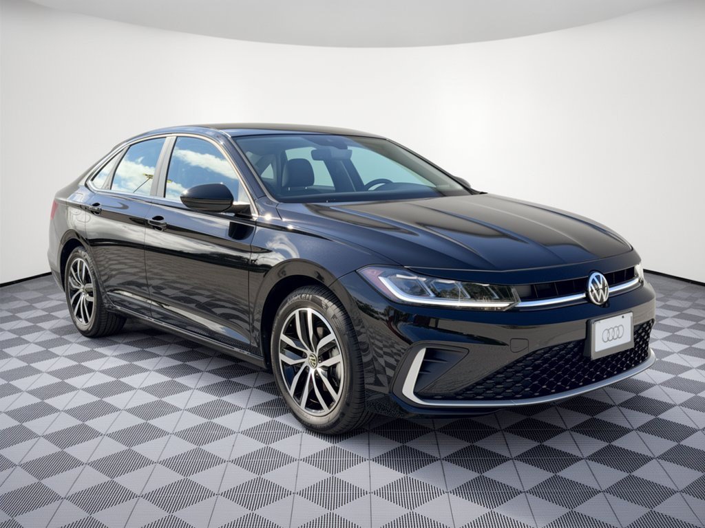 Used 2026 Volkswagen Jetta SE FWD image 7