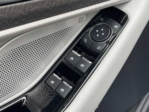 New 2026 Ford Explorer Platinum image 23