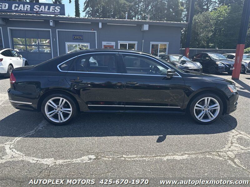 Used 2013 Volkswagen Passat TDI SEL Premium FWD image 8