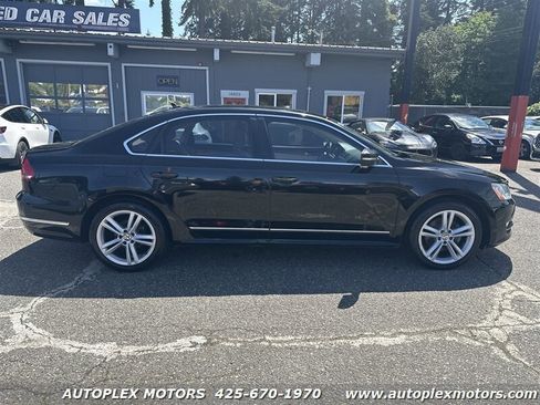 Used 2013 Volkswagen Passat TDI SEL Premium image 8