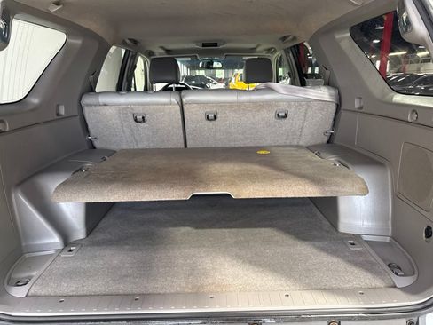 Used 2005 Toyota 4Runner Limited AWD/4WD image 33