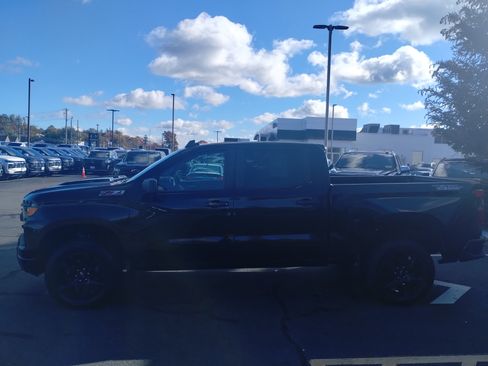 Used 2022 Chevrolet Silverado 1500 Custom Trail Boss image 6